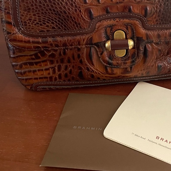 Brahmin flap turn-lock shoulder bag - Picture 3 of 10